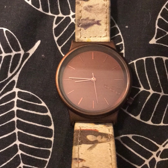 Komono watch brown with fish print bracelet - Picture 2 of 5